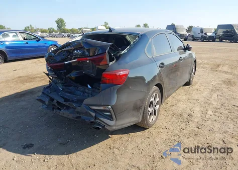 2019 Kia Forte Fe/Lx/Lxs z USA, uszkodzony, nr VIN 3KPF24AD9KE135808